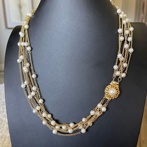 Vintage Unsigned Celebrity NY Multi Strand Station Faux Pearl Necklace Box Clasp - Picture 7 of 8